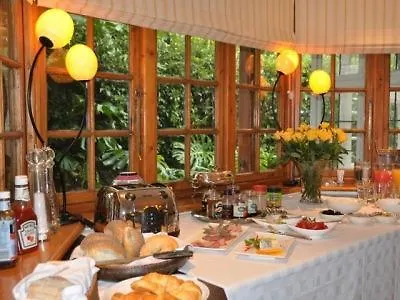Acorn House Bed & Breakfast Cape Town 4*,