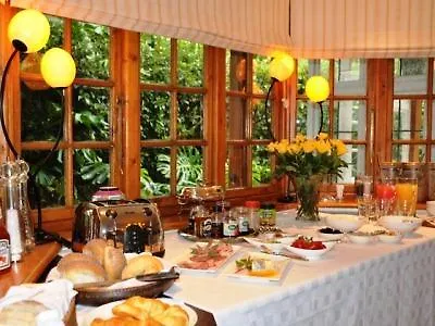 Acorn House Bed & Breakfast Cape Town