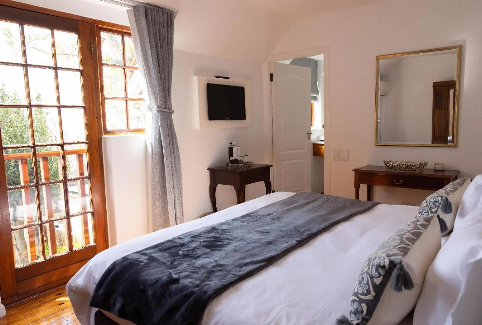 Acorn House Bed & Breakfast Cape Town