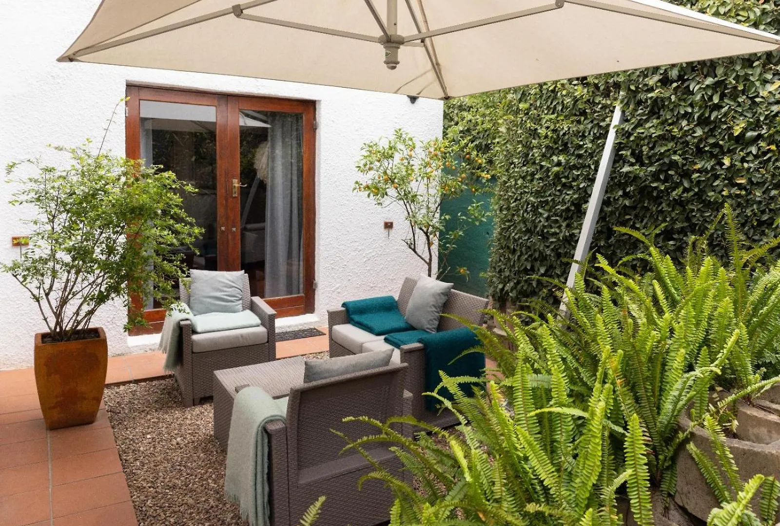 ****  Acorn House Bed & Breakfast Cape Town South Africa