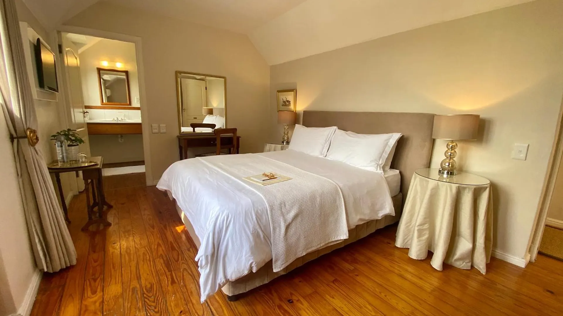 Acorn House Bed & Breakfast Cape Town