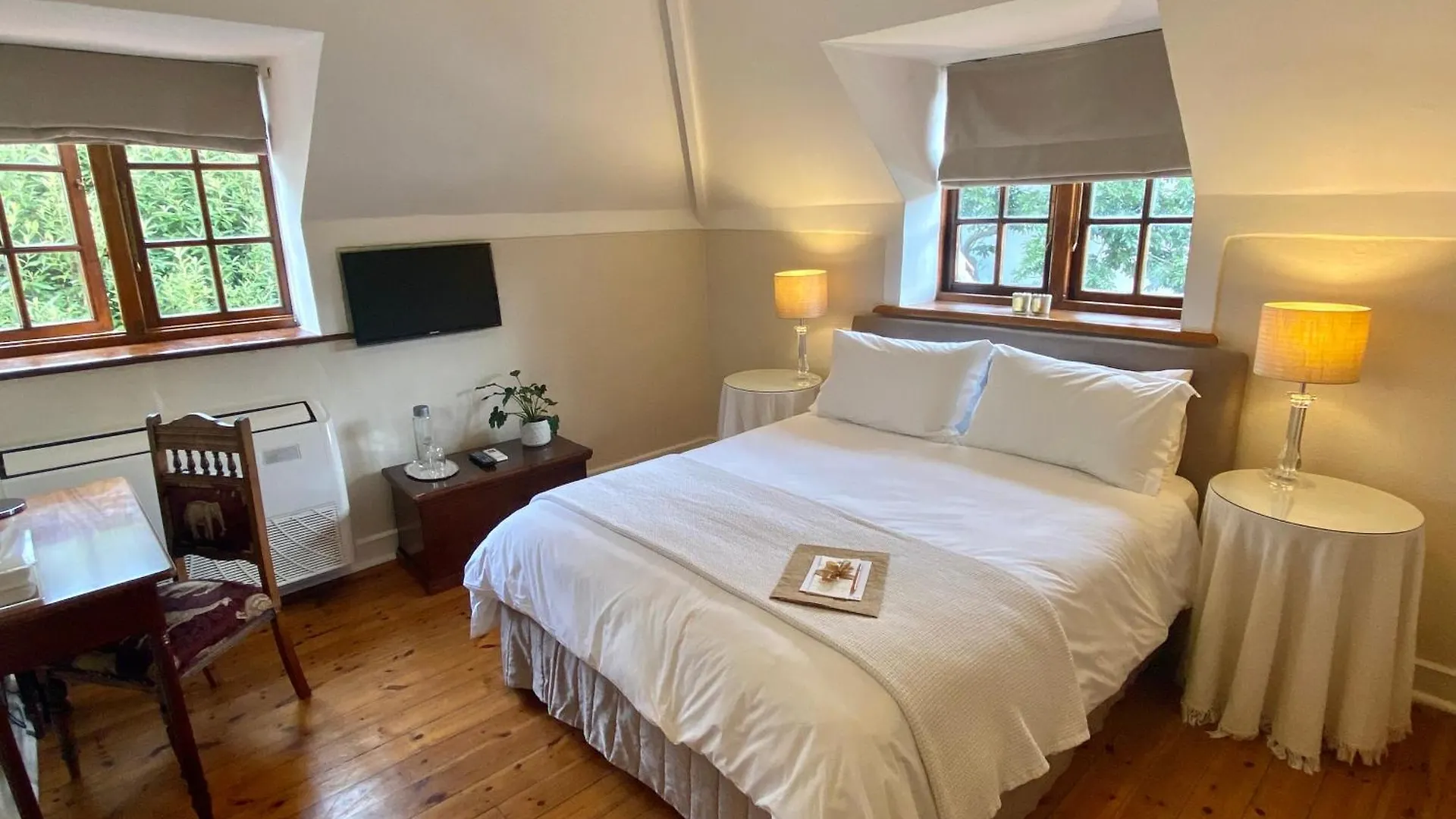 Acorn House Bed & Breakfast Cape Town South Africa