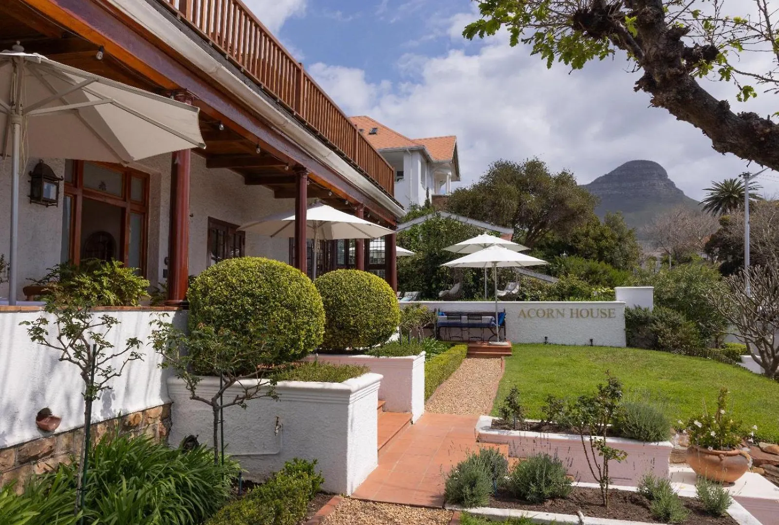 Acorn House Bed & Breakfast Cape Town